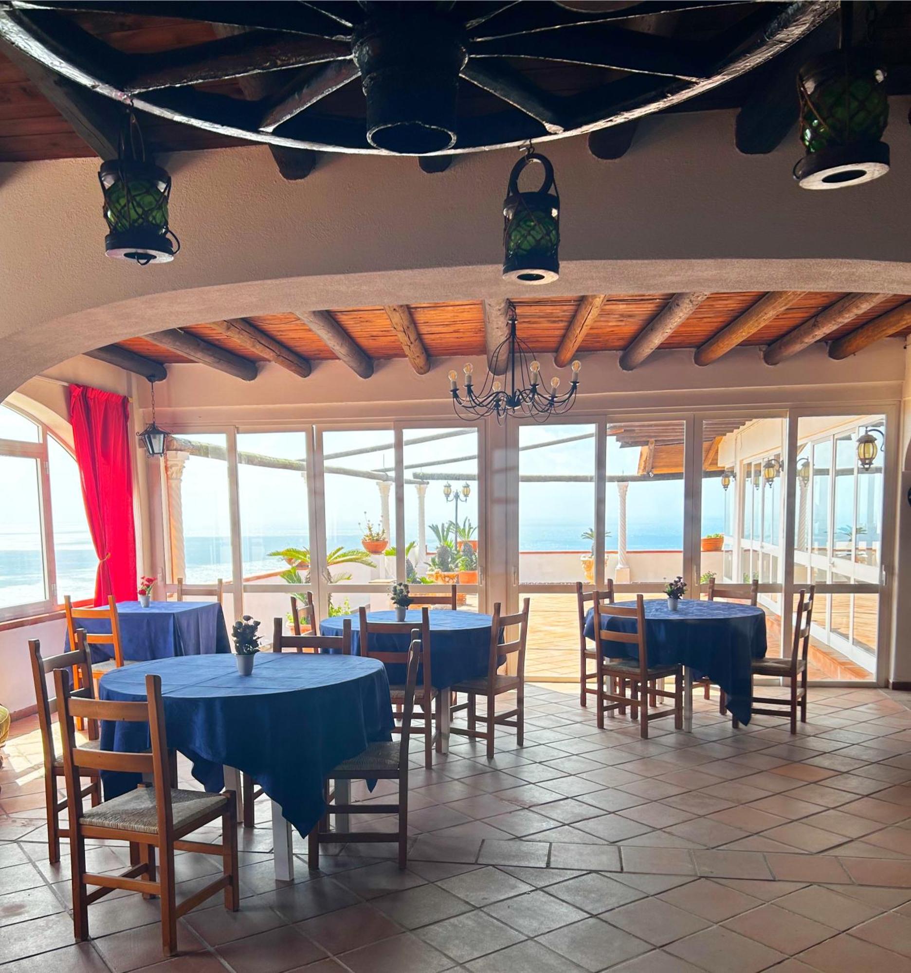 Hotel Punto Azzurro Форио Экстерьер фото